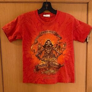 Disney World Kids Vintage Pirates Caribbean Tee Tie Dye Orange Size Small